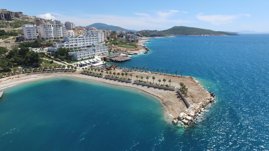 White Residence Apartament Sarandë Buitenkant foto