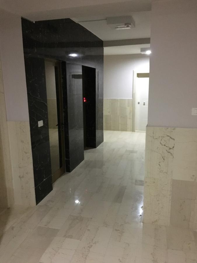 White Residence Apartament Sarandë Buitenkant foto