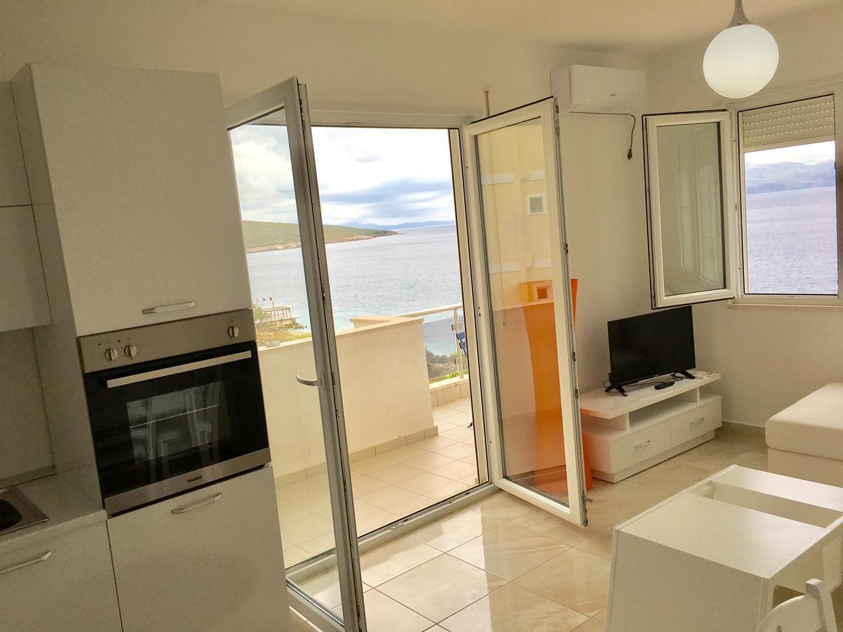 White Residence Apartament Sarandë Buitenkant foto
